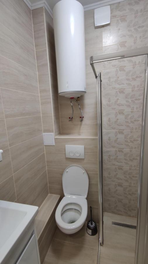 Rybalsky Studio Apartment Dnipro View Kiev Luaran gambar