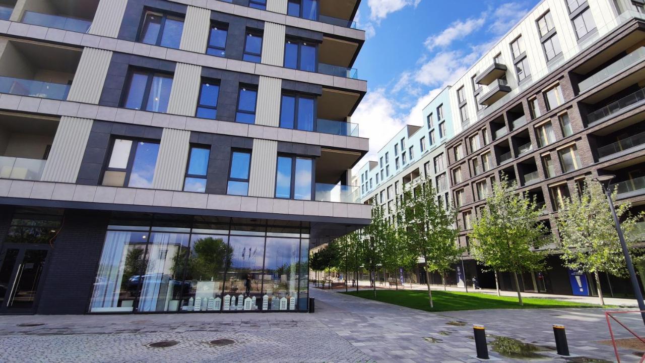 Rybalsky Studio Apartment Dnipro View Kiev Luaran gambar