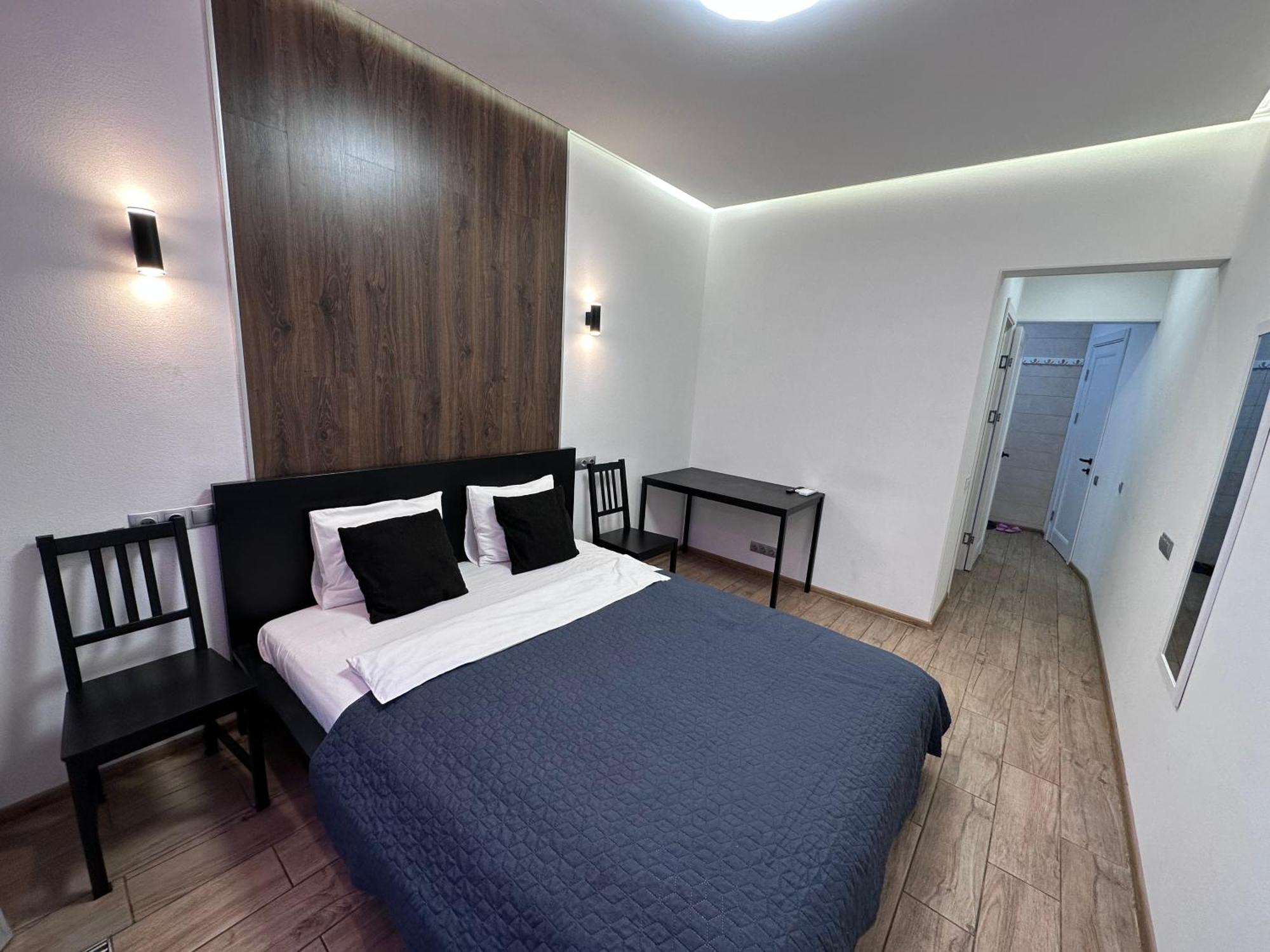 Rybalsky Studio Apartment Dnipro View Kiev Luaran gambar